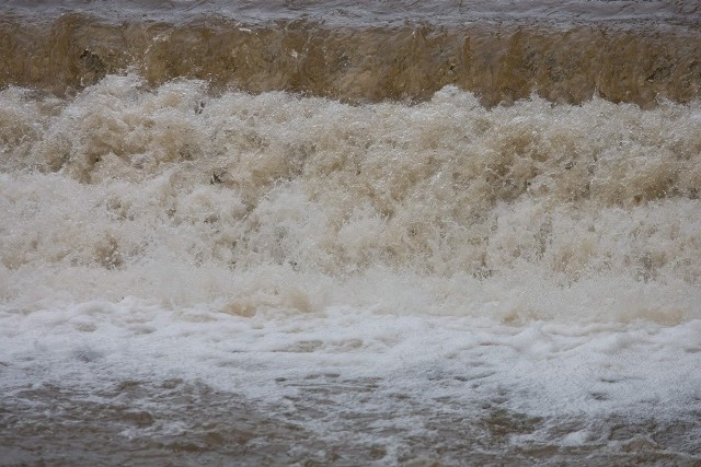 Powódź 2013: Woda na rzekach pod Wrocławiem również przekroczy stany alarmowe