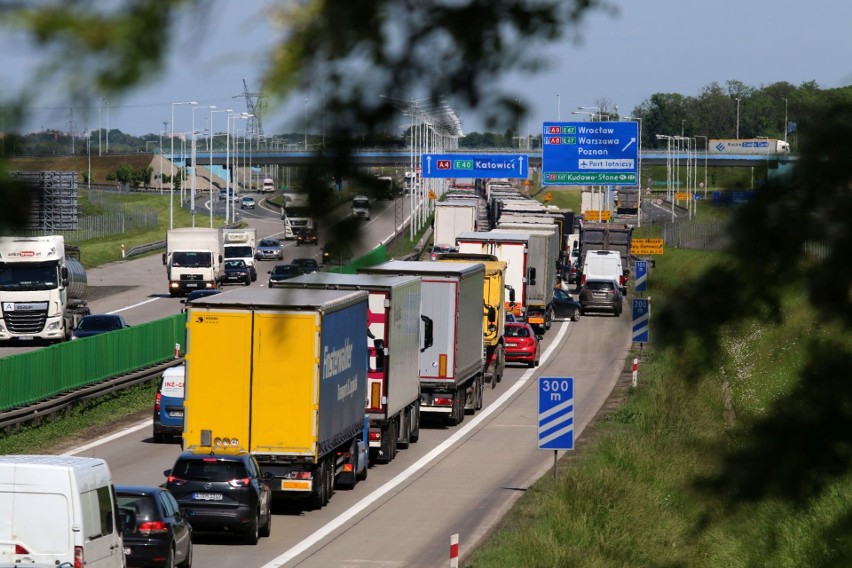 Zanim pojedziesz krajową drogą płatną: Zarejestruj się w nowym systemie e-TOLL [zdjęcia]