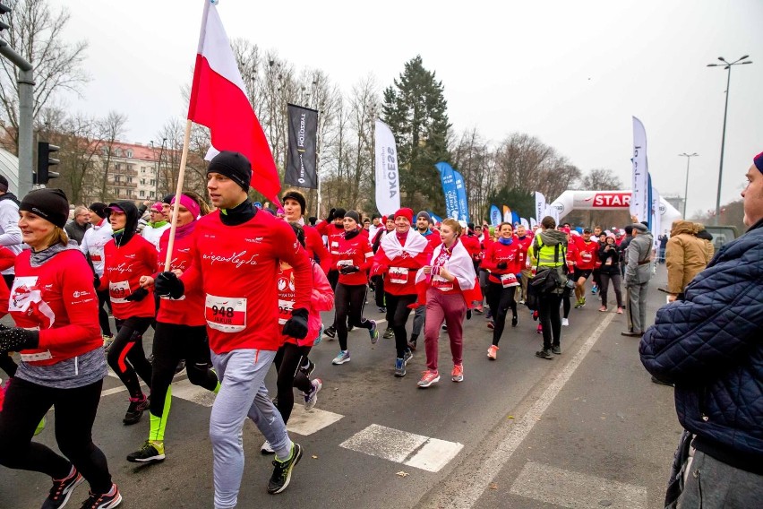 Ponad 1,4 tysiąca osób pobiegło w niedzielę dla Niepodległej