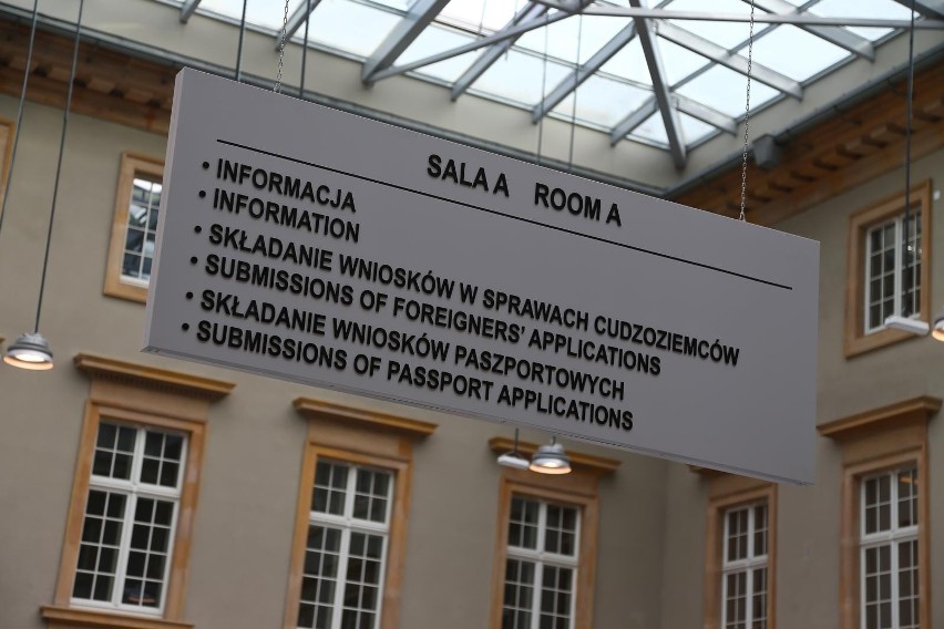 Paszporty jak za komuny. Wyrobienie we Wrocławiu graniczy z cudem
