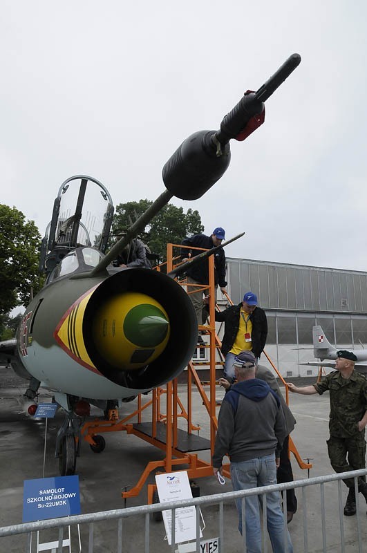 Największą atrakcją targów jest śmigłowiec Black Hawk...