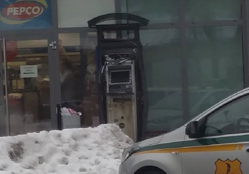 Bankomat przez 3 dni był pilnowany przez ochronę