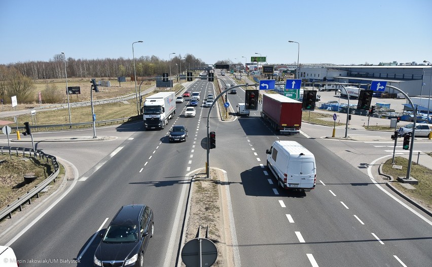 Węzeł Porosły i skrzyżowanie ul. Narodowych Sił Zbrojnych z Al. Jana Pawła II będą przebudowane. Są wykonawcy (zdjęcia)