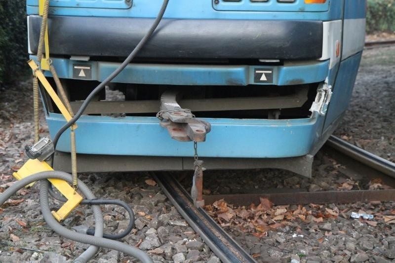 Wrocław: Tramwaj wykoleił się na Biskupinie. Jeździły autobusy zastępcze