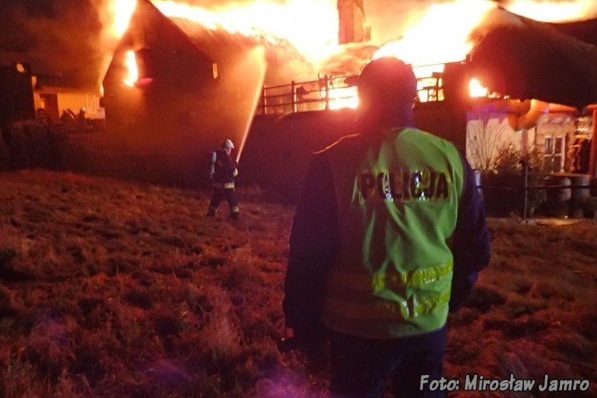 Policja szuka świadków pożaru Gospody Polskiej w Szczyrku