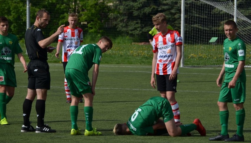 Mecz Centralnej Ligi Juniorów U15: SMS Resovia - Górnik...