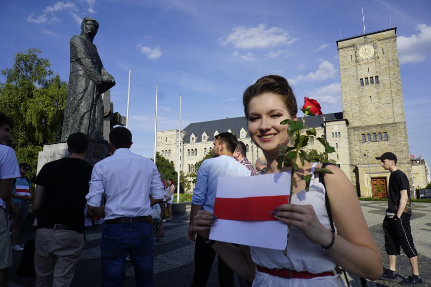 W ten sposób poznaniacy solidaryzują się  z białoruską...