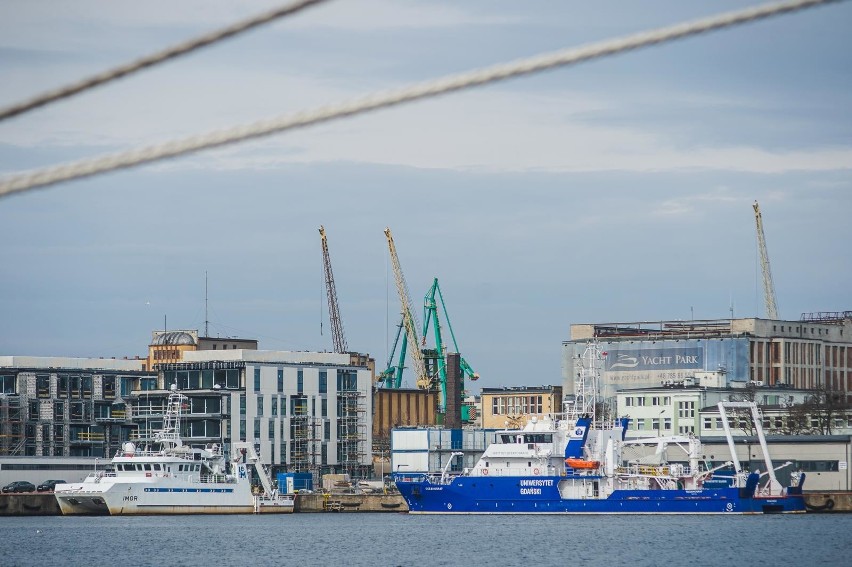 Nowe, stałe połączenie kolejowe dla Portu Gdynia. Składy będą jeździć na trasie Warszawa-Gdynia-Warszawa