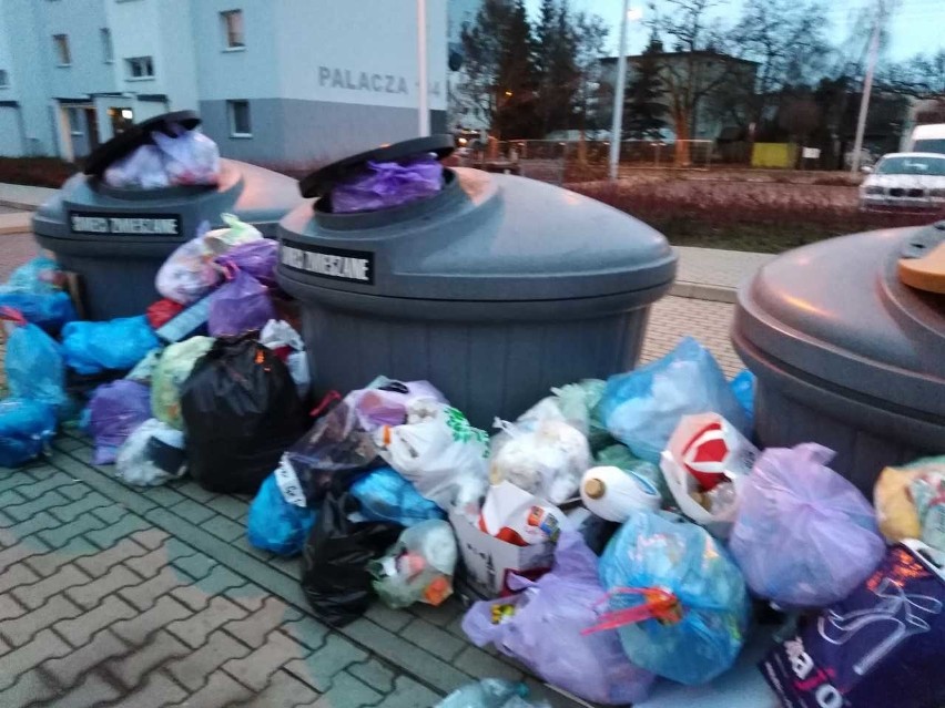 Powodem braku odbioru śmieci była awaria pojazdu do odbioru...