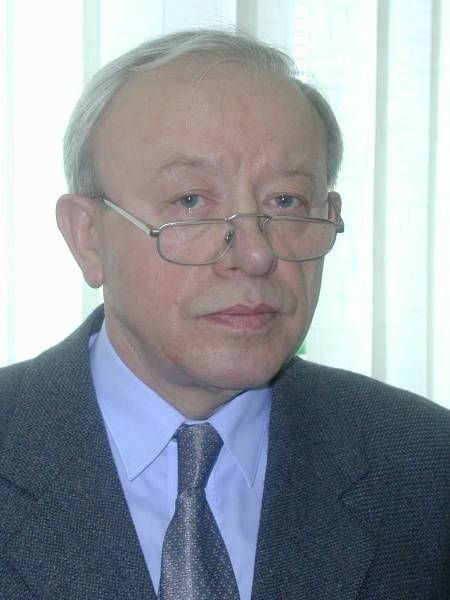 Dr Marian Patrzałek, specjalista chorób dziecięcych i zakaźnych