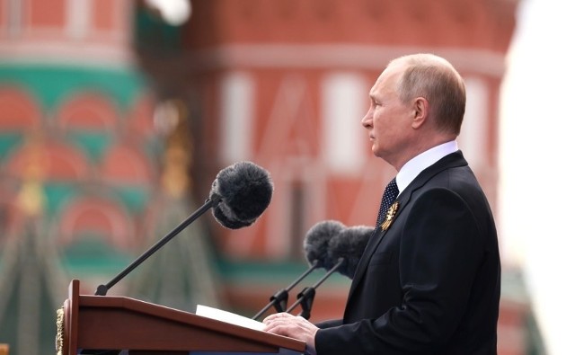 Premier Wielkiej Brytanii mówi o konieczności powstrzymania Putina