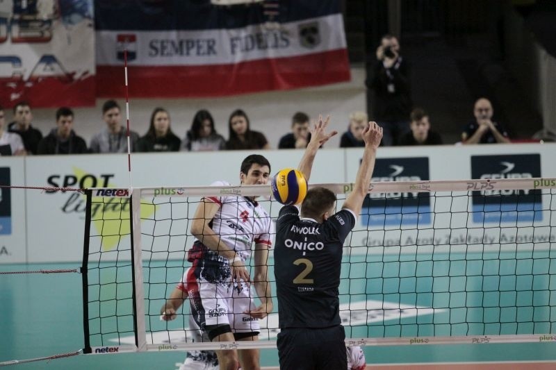 ZAKSA z kompletem punktów przewodzi stawce w Plus Lidze