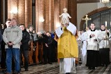 Uroczysta Pasterka w Archikatedrze Białostockiej. Msza zgromadziła tłumy wiernych [ZDJĘCIA]