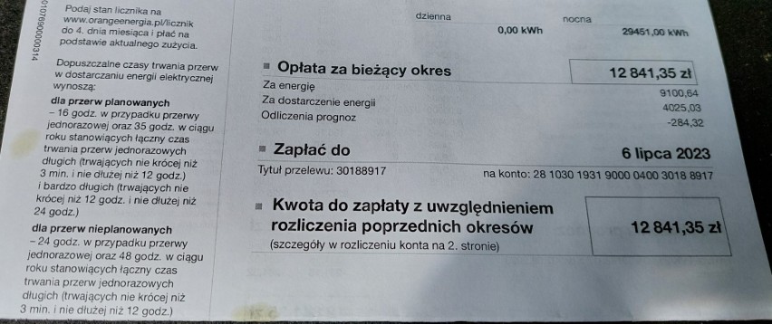 Pan Zbigniew najpierw otrzymał rachunek za prąd na kwotę 12...