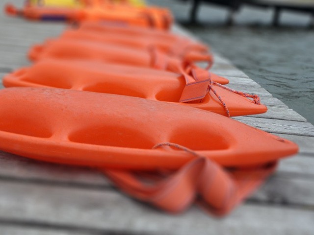 W jeziorze w Lubniewicach utonął 4,5-letni chłopiec.