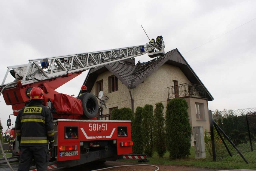 W Gaszowicach płonął strop domu jednorodzinnego