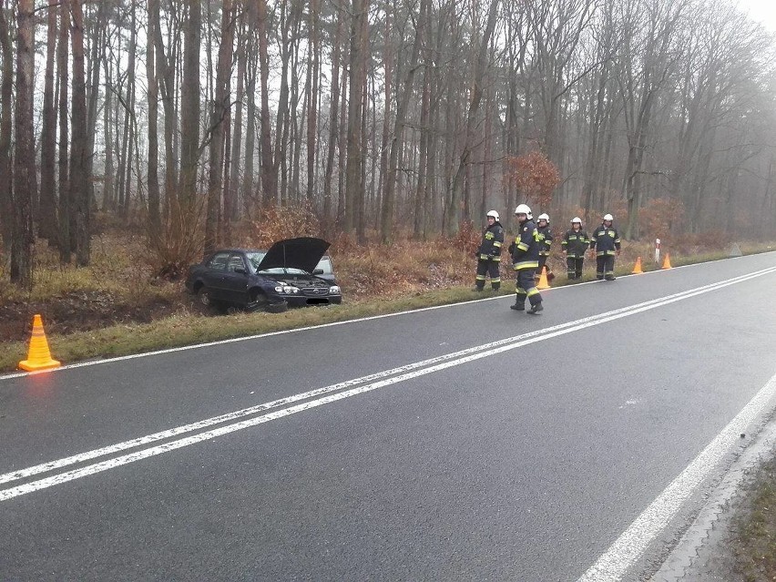 Kolejny wypadek na drodze wojewódzkiej nr 132. Samochód...