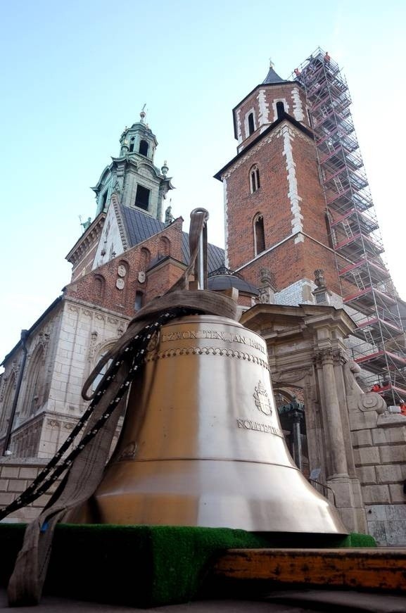 „Jan Paweł II” na wieży Srebrnych Dzwonów [ZDJĘCIA]