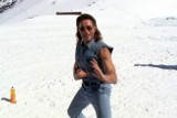 Jean-Claude Van Damme prezentuje swoje mięśnie [WIDEO]