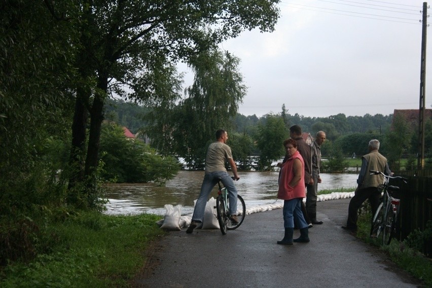 Złotoryję zalewa potok, Zagrodno tonie (ZDJĘCIA)