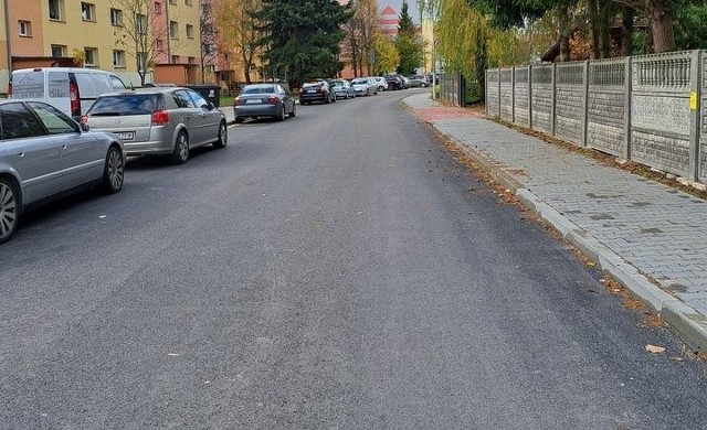 Wyremontowana droga na włoszczowskim osiedlu Brożka. Więcej na następnych zdjęciach >>>