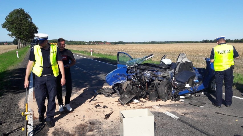 Wypadek na DK 39 w miejscowości Bukowa Śląska.