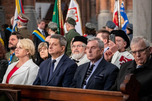 4.10.2021. Białystok. Msza żałobna za śp. Karoline Kaczorowską, małżonkę Ryszarda Kaczorowskiego, Honorowego Obywatela Białegostoku, który zginął w katastrofie smoleńskiej.