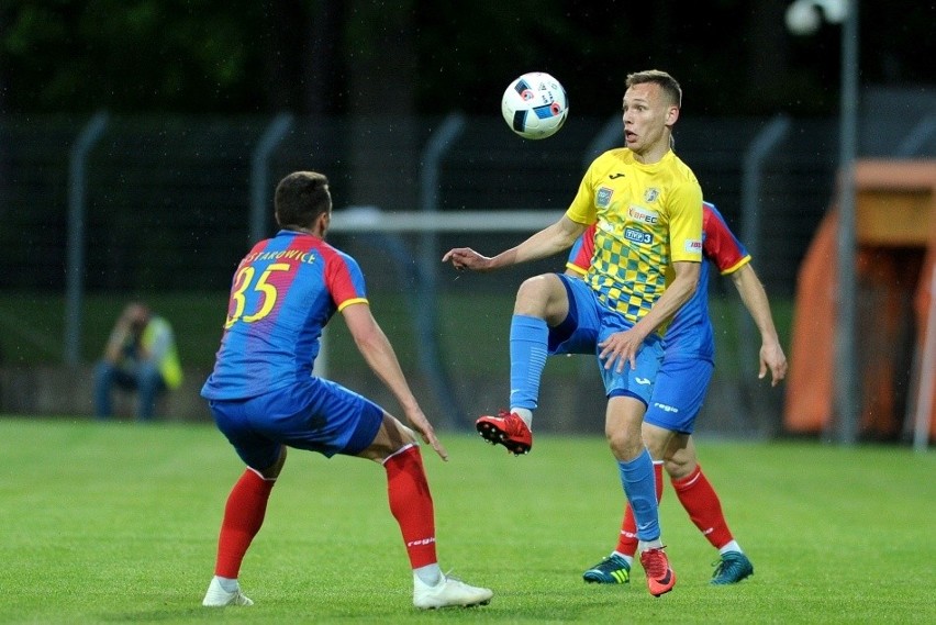 Starowice - Stal Brzeg 0-2.