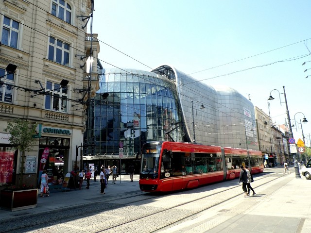 Katowice po raz pierwszy znalazły się w pierwszej ósemce najlepiej ocenianych polskich miast.