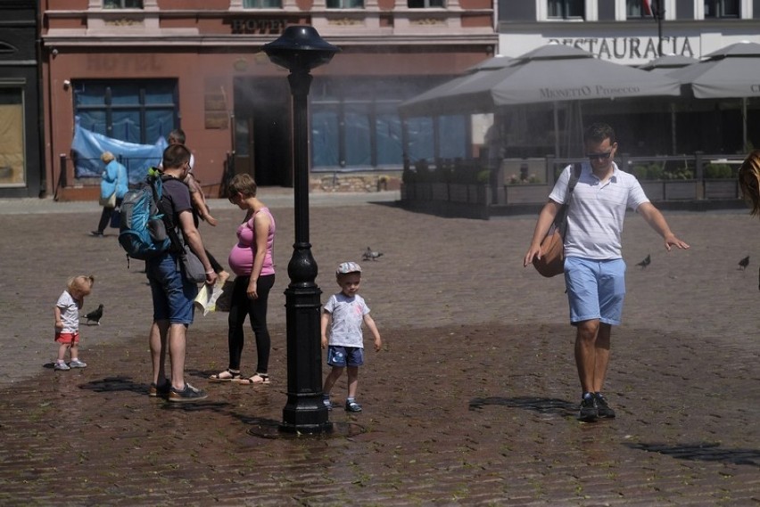 W czwartek i piątek zrobi się nieco chłodniej. Temperatura...