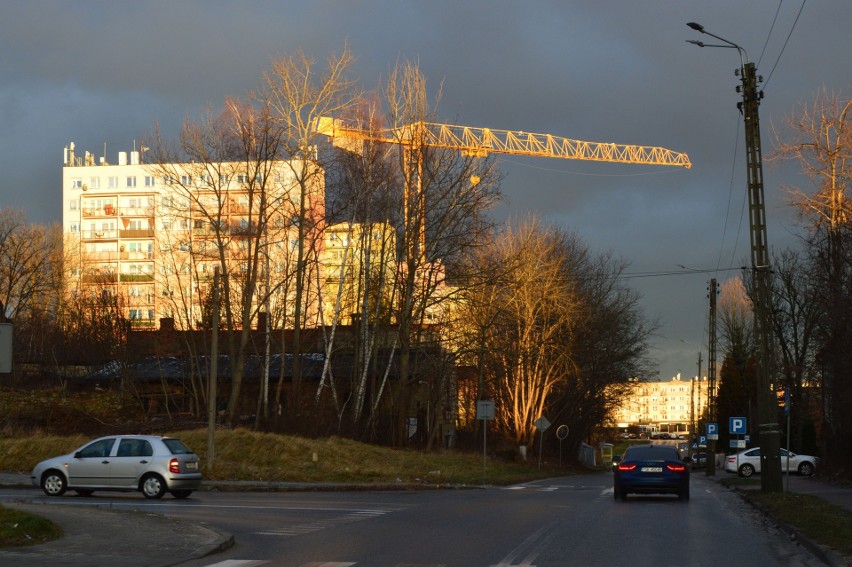 Nowy budynek Apartamenty Żeromskiego powstaje w Skarżysku. Znamy ceny mieszkań. Zobacz wizualizacje i zdjęcia z placu budowy