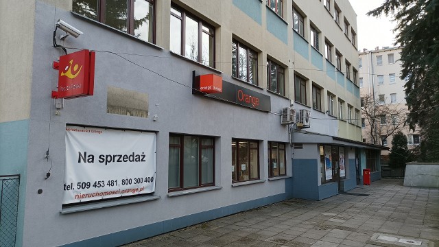 3,1 miliona złotych to cena za budynek przy ulicy Kazimierza Wielkiego 34 w Bochni - mieści się w nim Poczta Polska