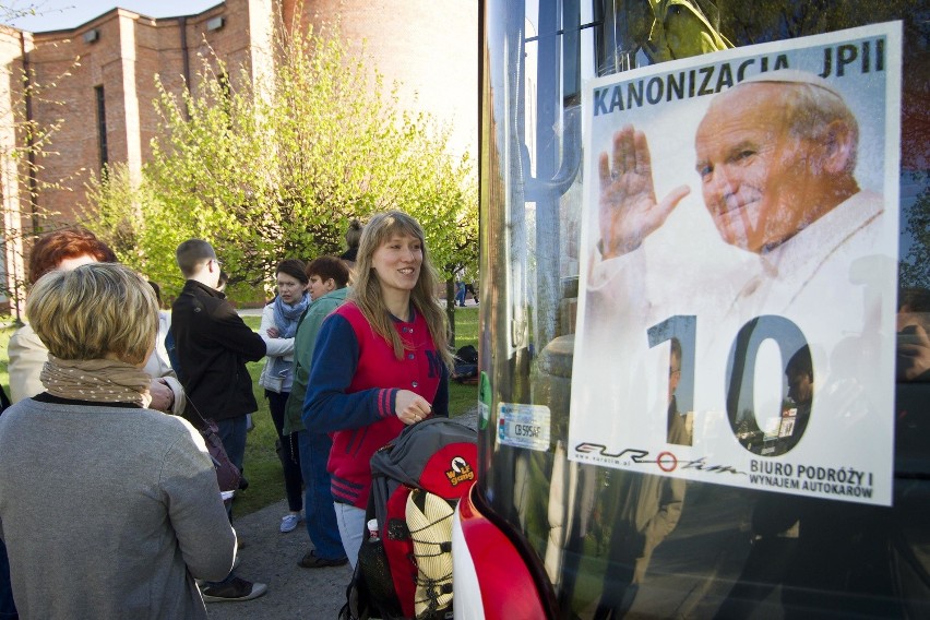 Wyjazd na kanonizację Jana Pawła II spod Wiatraka...