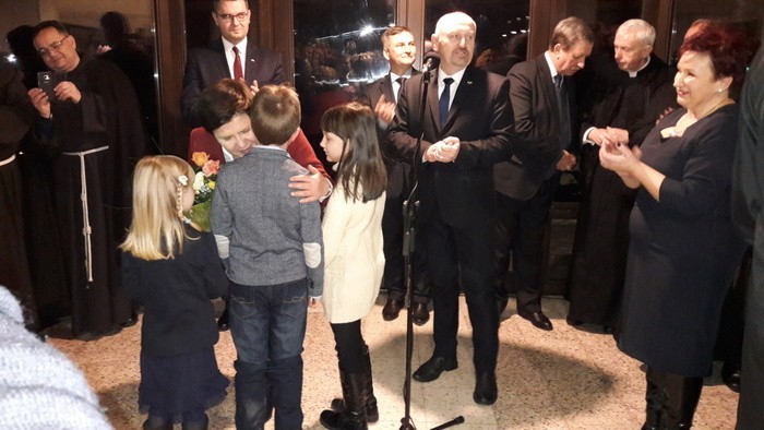 Kalwaria Zebrzydowska. Dzieci dziękowały premier Szydło za 500 plus