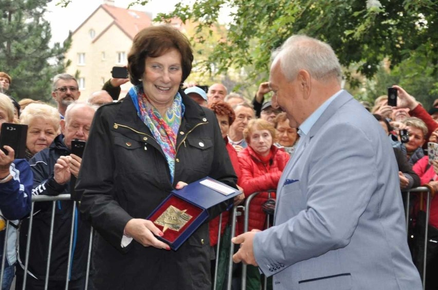 Na Ciechocińskim deptaku sław przybyła nowa gwiazda....