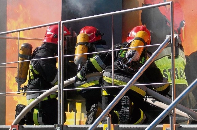 Z "pożarem" musieli zmierzyć się strażacy zawodowi i ochotnicy