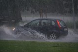 Będzie padać! Instytut Meteorologii i Gospodarki Wodnej ostrzega przed intensywnymi opadami deszczu w Wielkopolsce