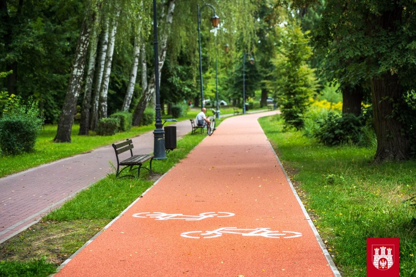 Zakończono renowację ścieżek w zgierskim Parku Miejskim im. Kościuszki