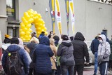 Kraków. Wielkie otwarcie sklepu Biedronka OUTLET w Czyżynach. Tłumy chętnych na promocje [ZDJĘCIA] 6.02.21