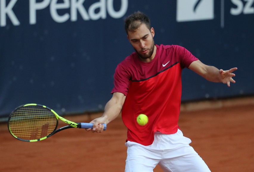 Jerzy Janowicz pewnie awansował do II rundy Pekao Szczecin...