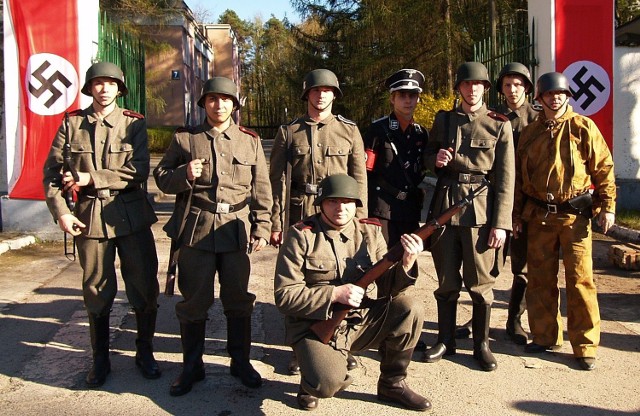Harcerze z Pionek od lat przygotowują rocznicową rekonstrukcję wydarzeń z 1944 roku. Tutaj w rolach niemieckich okupantów.