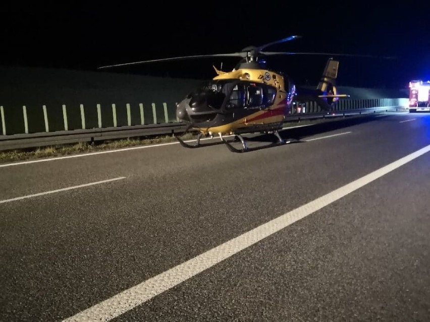 Śmiertelny wypadek na autostradzie A1. Nie żyją 2 kobiety. Droga była przez kilka godzin całkowicie zablokowana [zdjęcia, wideo]