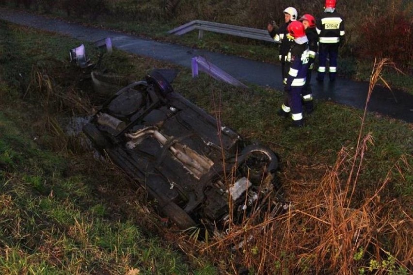 Wypadek na DW315: Audi, którym jechało dwóch Ukraińców...