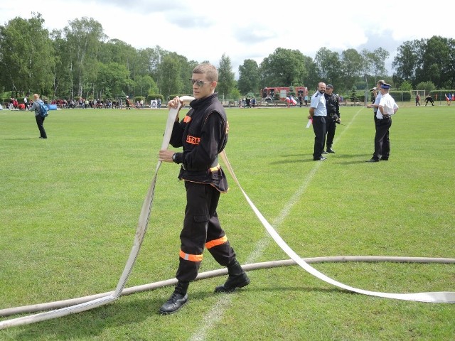Na stadionie miejskim w Sławnie odbyły się X Zawody Sportowo-Pożarnicze Drużyn OSP.Zobacz także Szynobus powróci na trasę Sławno-Darłowo