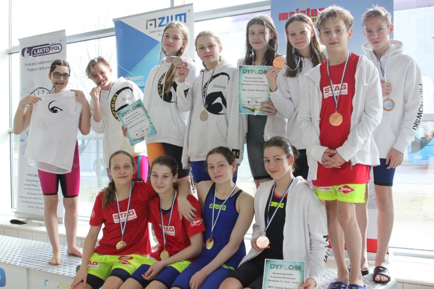 Pływanie. Zawodnicy Juvenii Białystok wygrali klasyfikację 13-latków