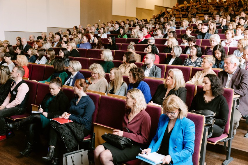 Szkoła bez ocen. W Rzeszowie odbyła się edukacyjna debata na temat oceniania [ZDJĘCIA]