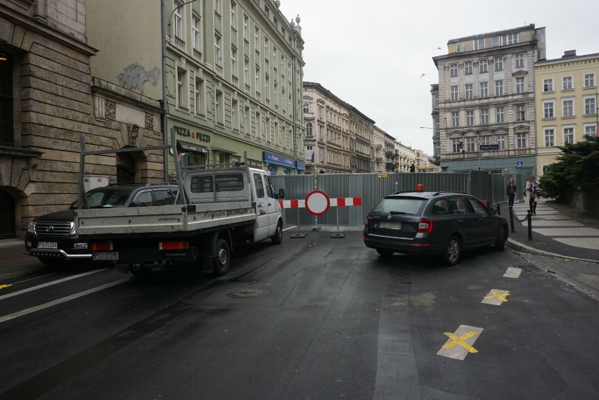 Kierowcy nie wiedzą, jak jechać w centrum. Wszystko przez remont św. Marcina [WIDEO]