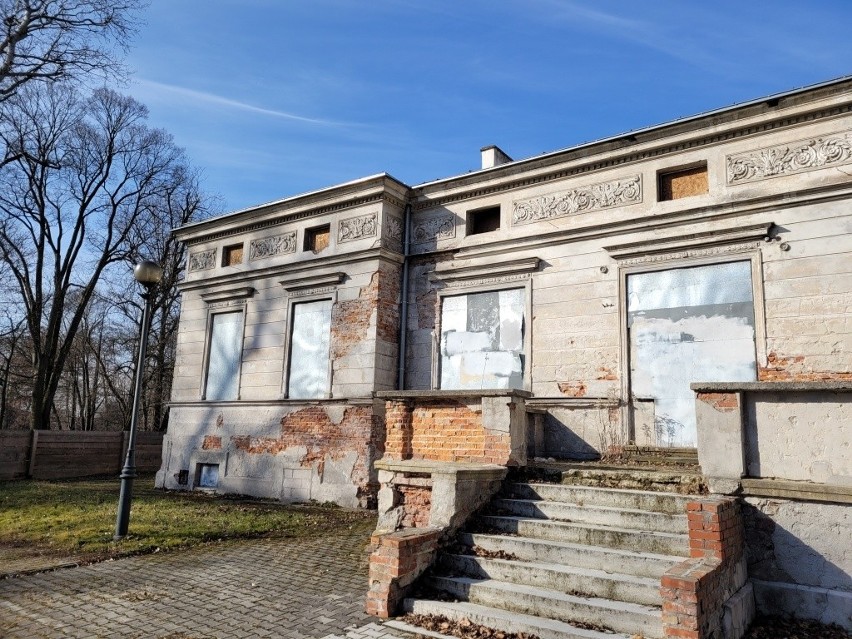 Ośrodek kultury i biblioteka wprowadzą się do zabytkowego dworu na Wzgórzach Krzesławickich
