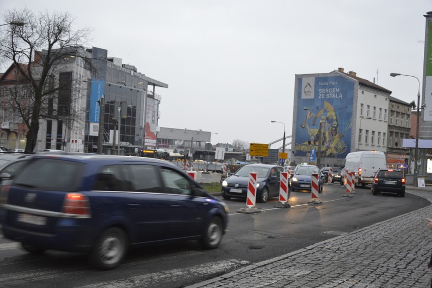 Poniedziałek 26 listopada był pierwszym dniem utrudnień na...