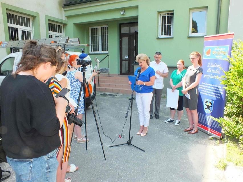Stowarzyszenie chce referendum w sprawie starego szpitala w Starachowicach, burzyć, czy adoptować?
